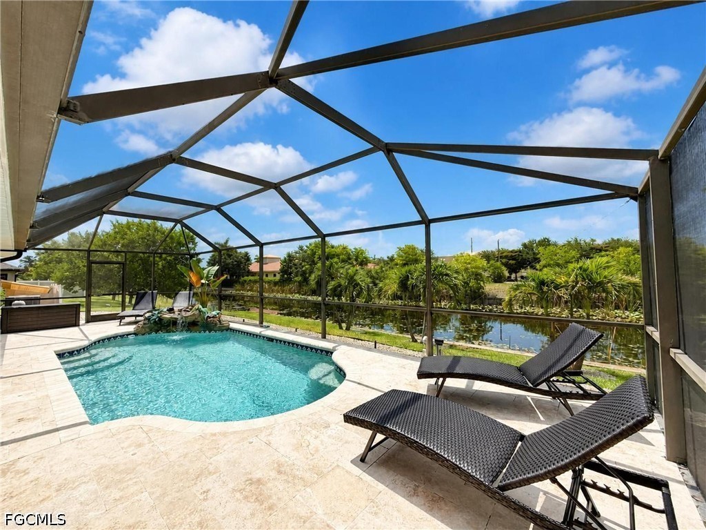 3 bed home in Cape Coral