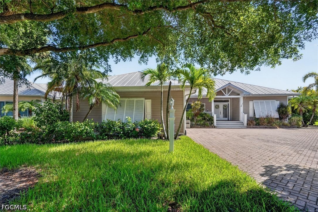3 bed home in Fort Myers