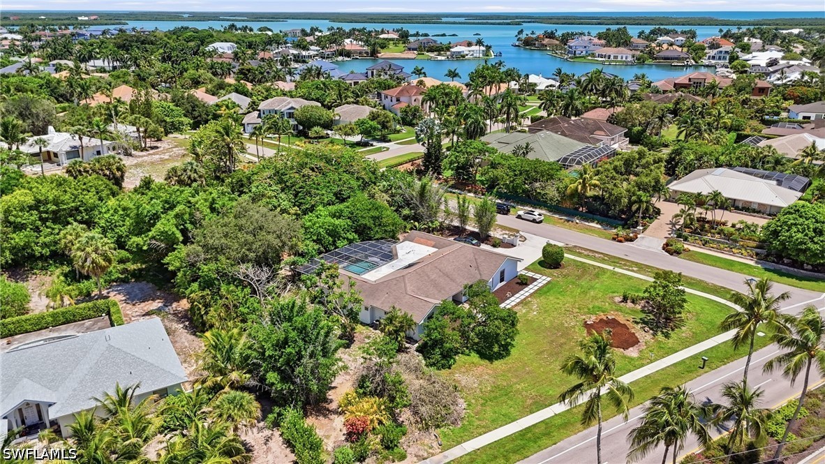 4 bed home in Marco Island
