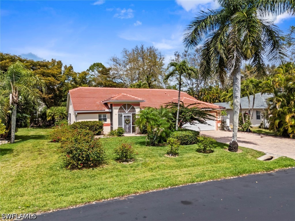 3 bed home in Naples