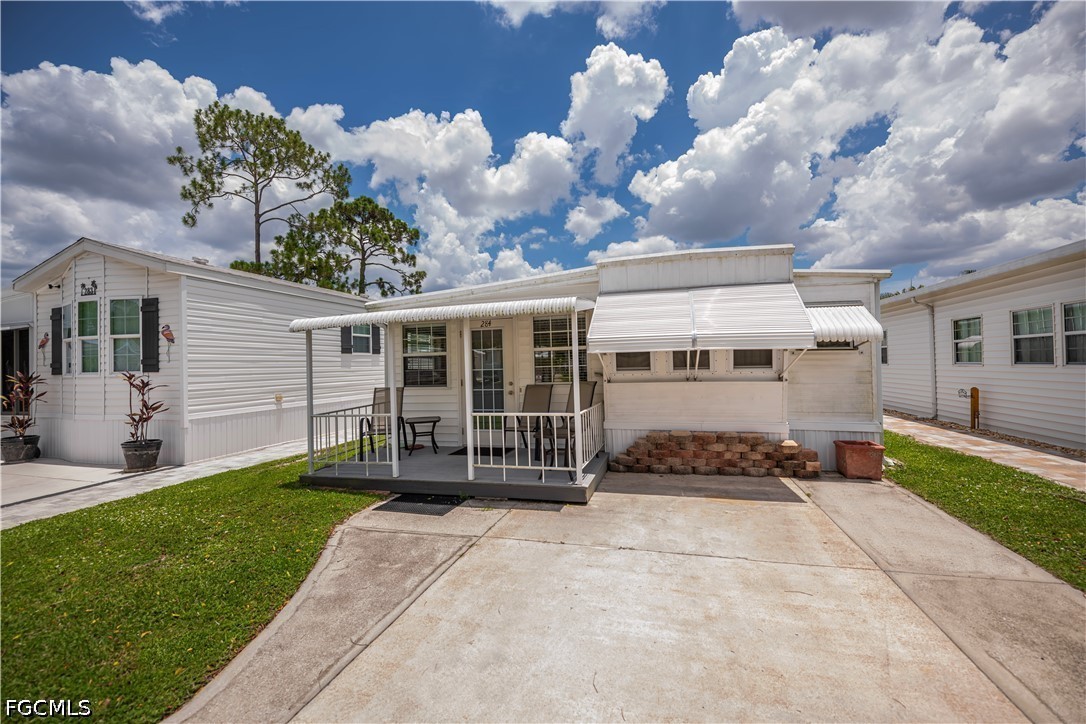 1 bed home in North Fort Myers