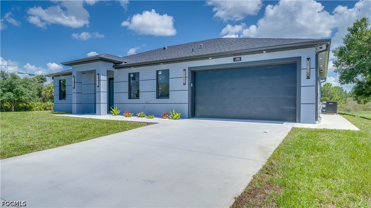 4 bed home in Lehigh Acres
