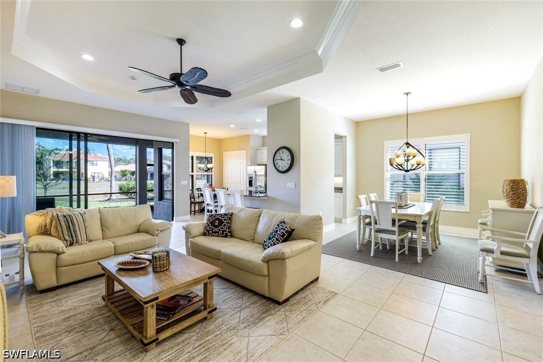 3 bed home in Naples