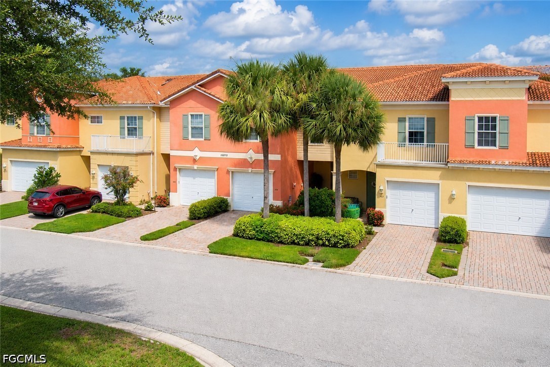 3 bed home in Fort Myers