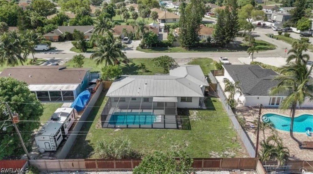 4 bed home in Naples