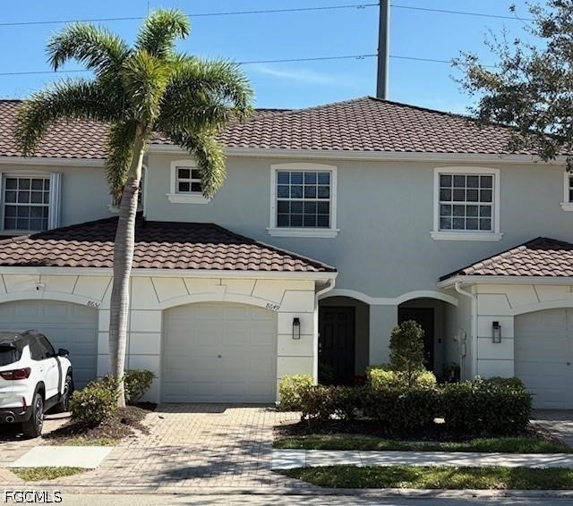 2 bed home in Lehigh Acres