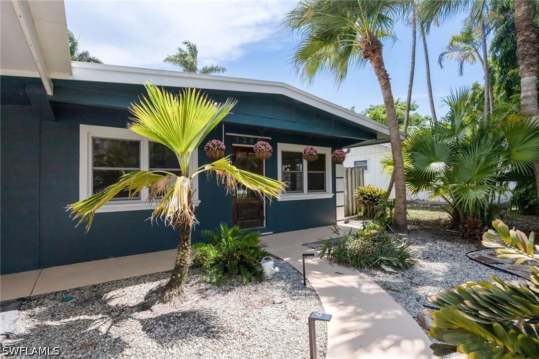 3 bed home in Naples