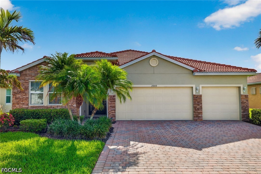 4 bed home in Cape Coral