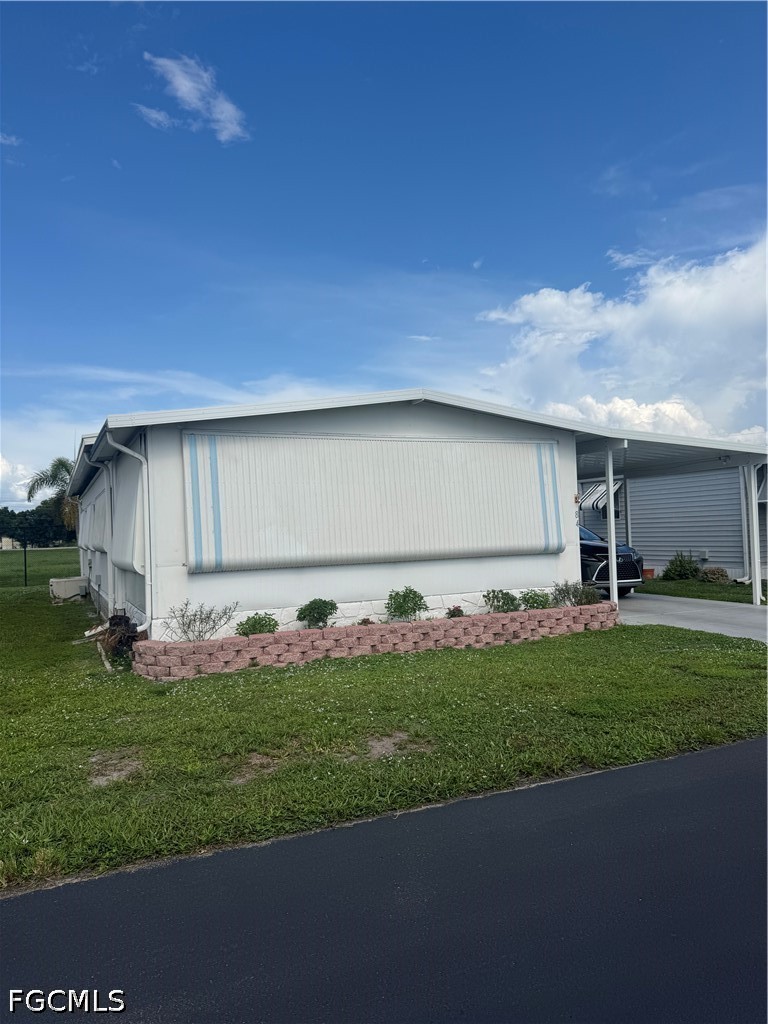 2 bed home in Fort Myers