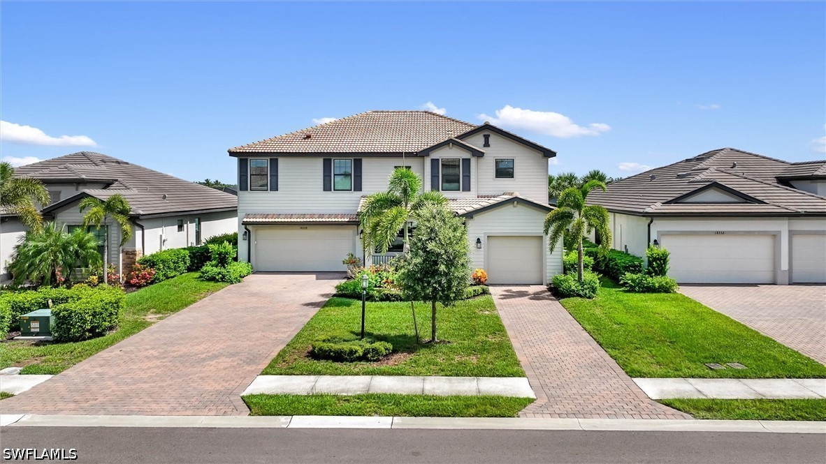 5 bed home in Estero