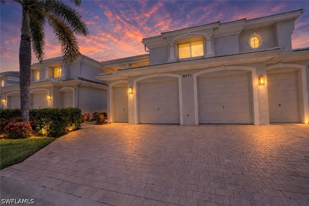 2 bed home in Estero