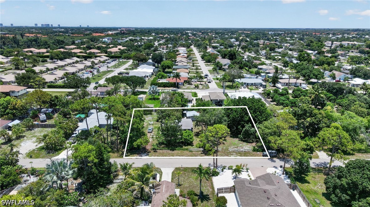 2 bed home in Bonita Springs