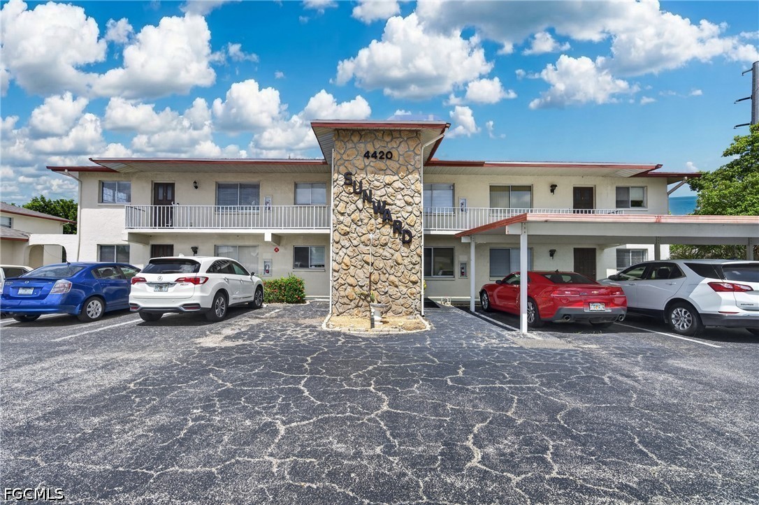 2 bed home in Cape Coral