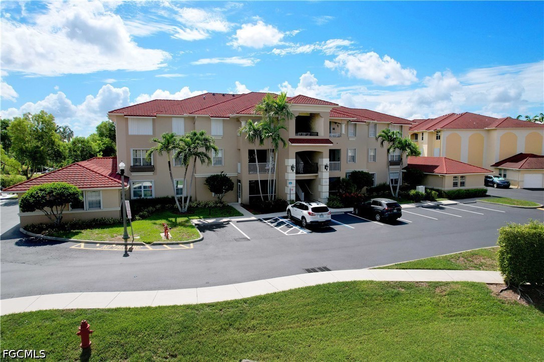 2 bed home in Cape Coral