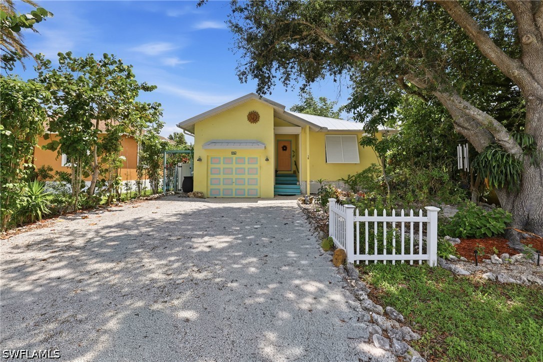 3 bed home in Naples