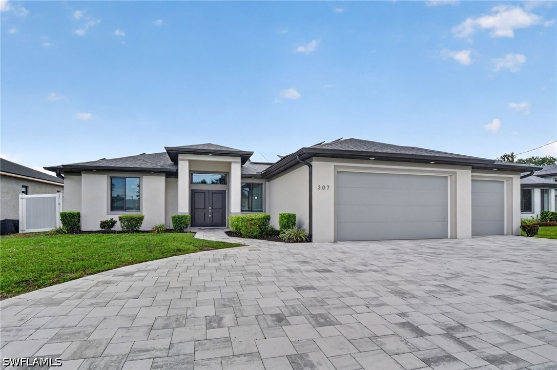 3 bed home in Cape Coral
