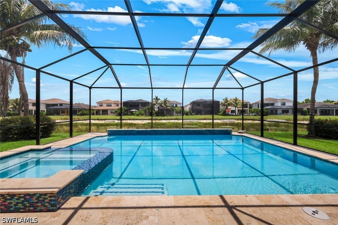 5 bed home in Naples