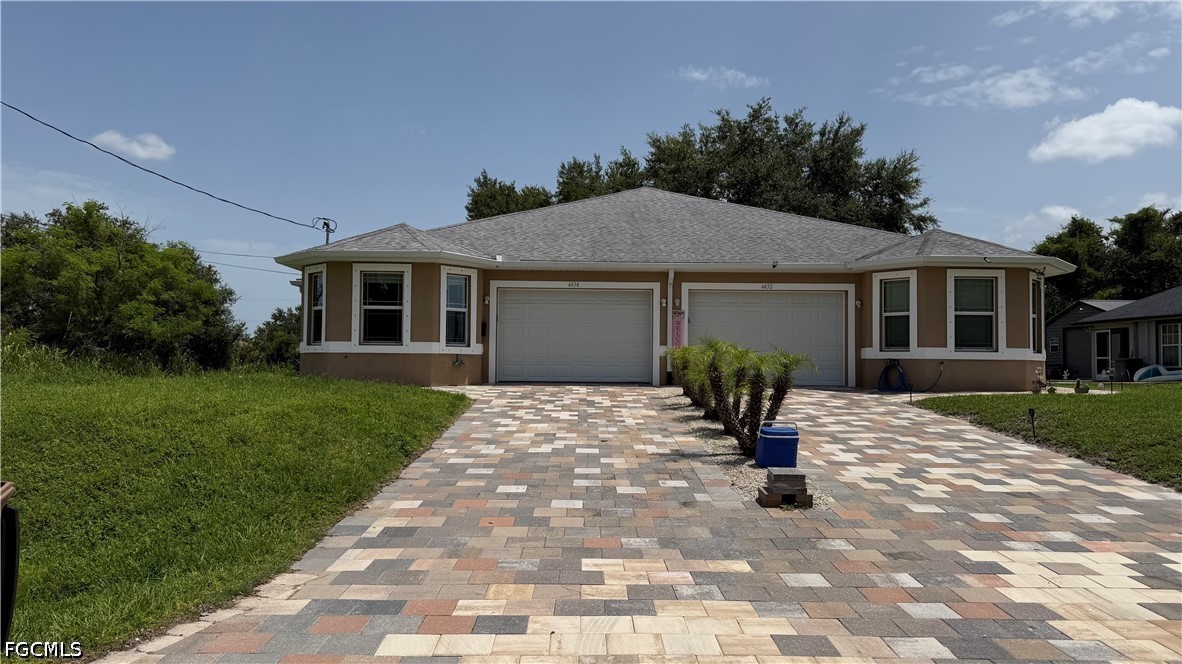 6 bed home in Lehigh Acres