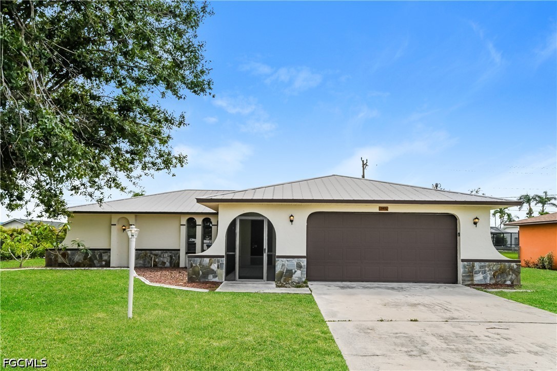 3 bed home in Cape Coral