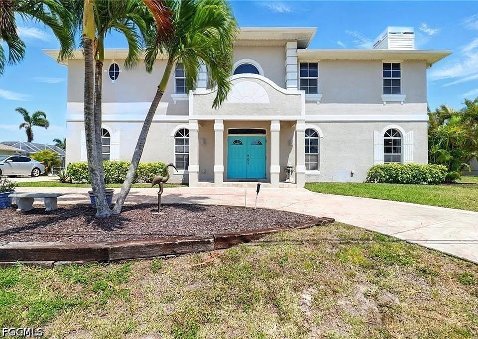 4 bed home in Cape Coral