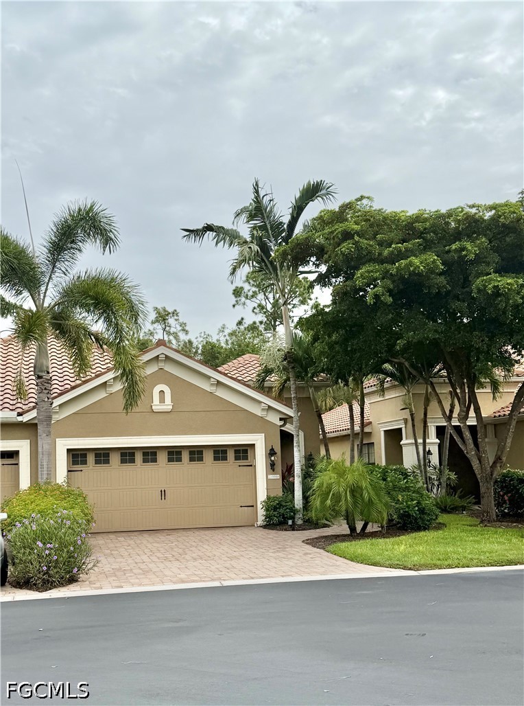 2 bed home in Estero