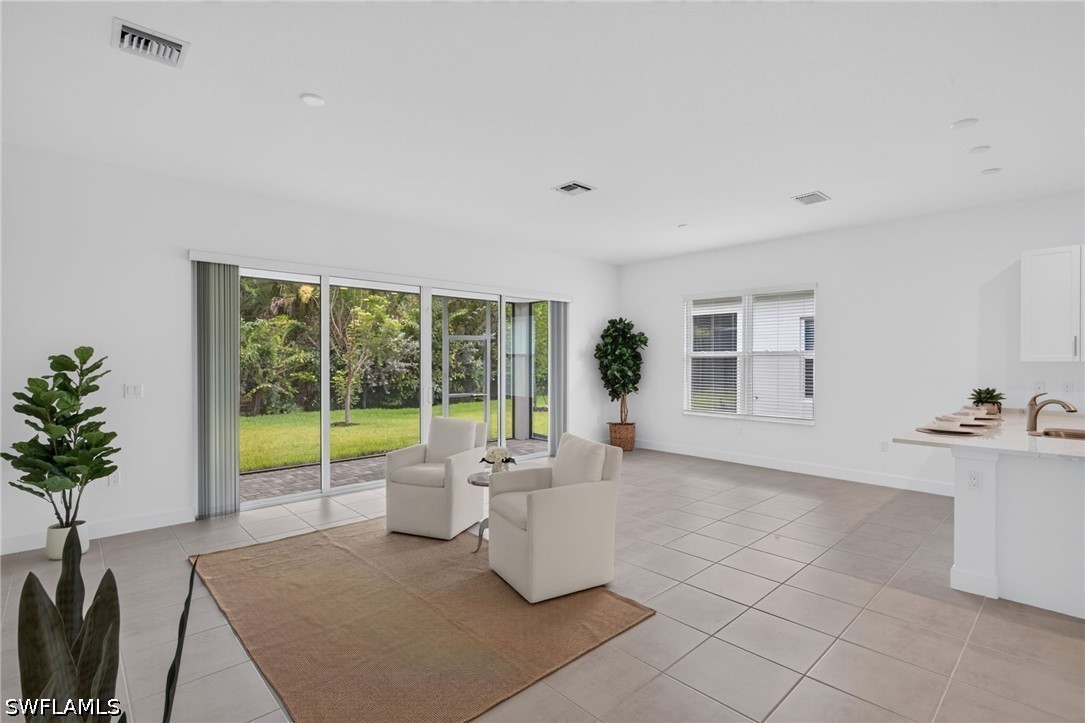 3 bed home in Naples