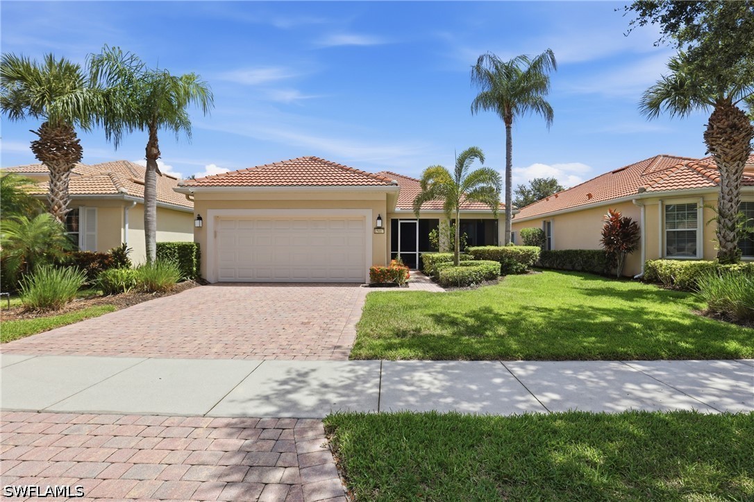 2 bed home in Bonita Springs