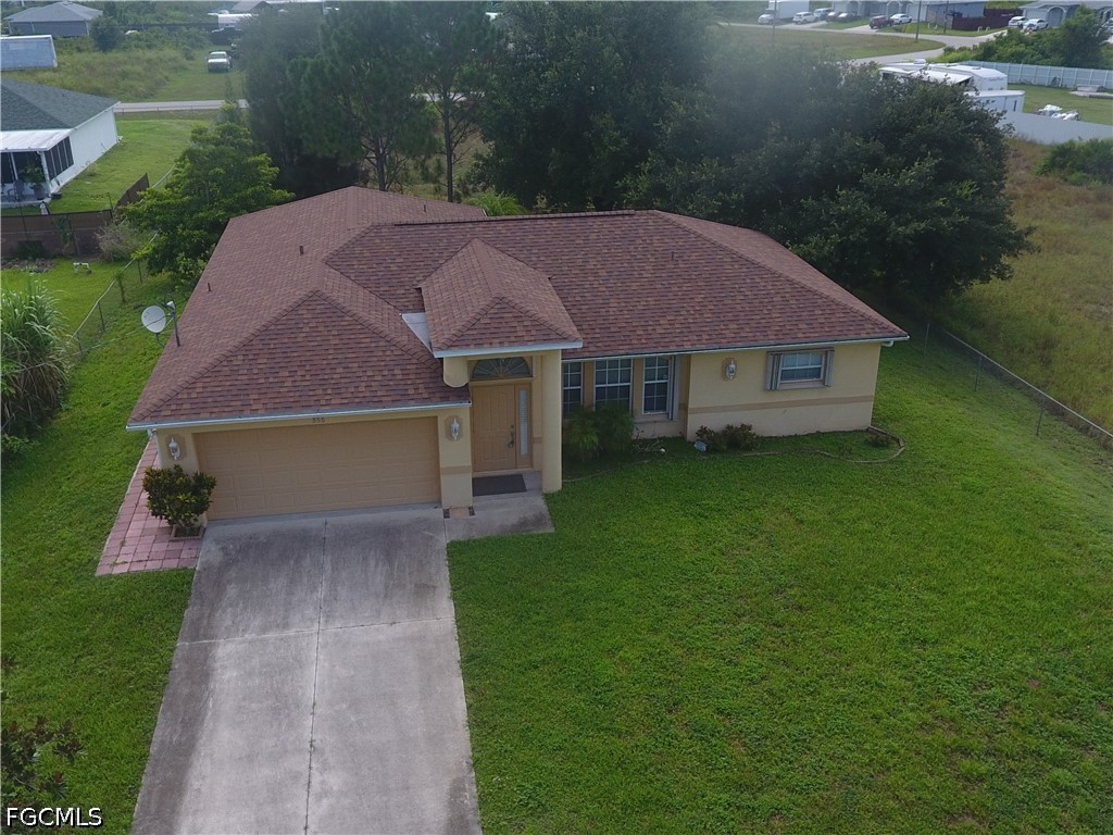 3 bed home in Lehigh Acres