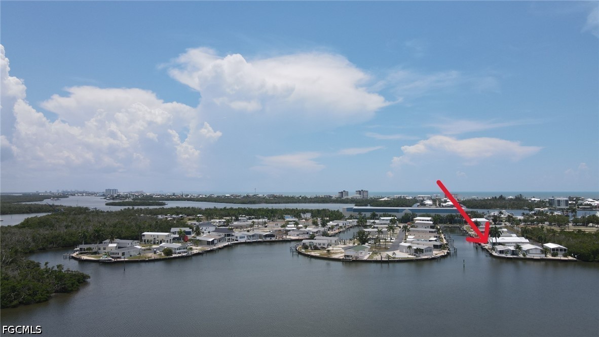 2 bed home in Fort Myers Beach