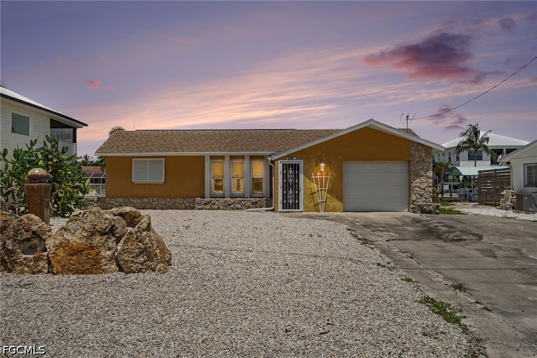 2 bed home in St James City