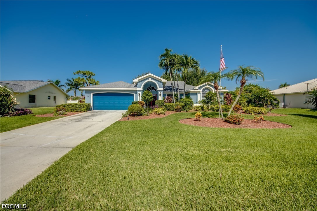 2 bed home in Cape Coral