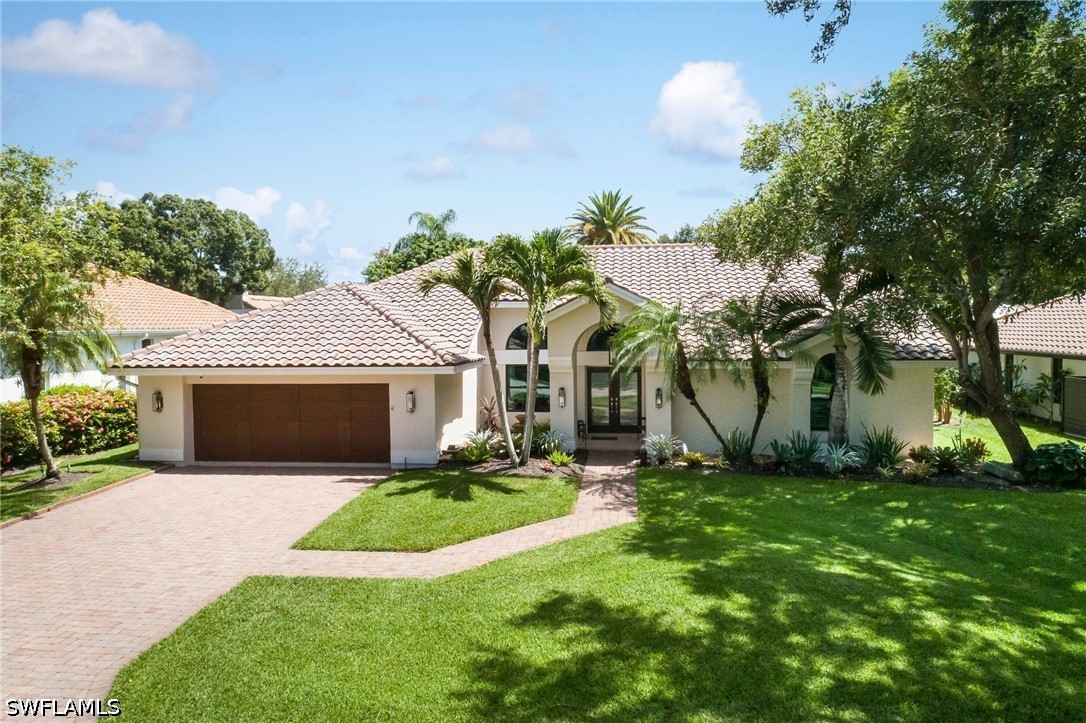 4 bed home in Naples