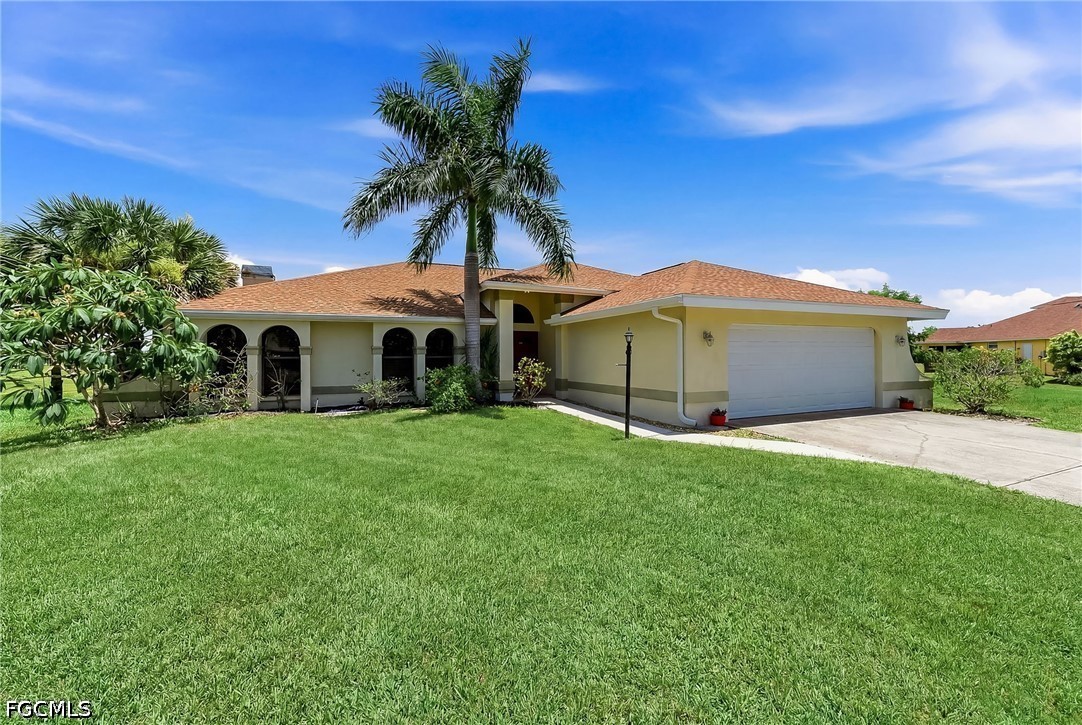 3 bed home in Bokeelia