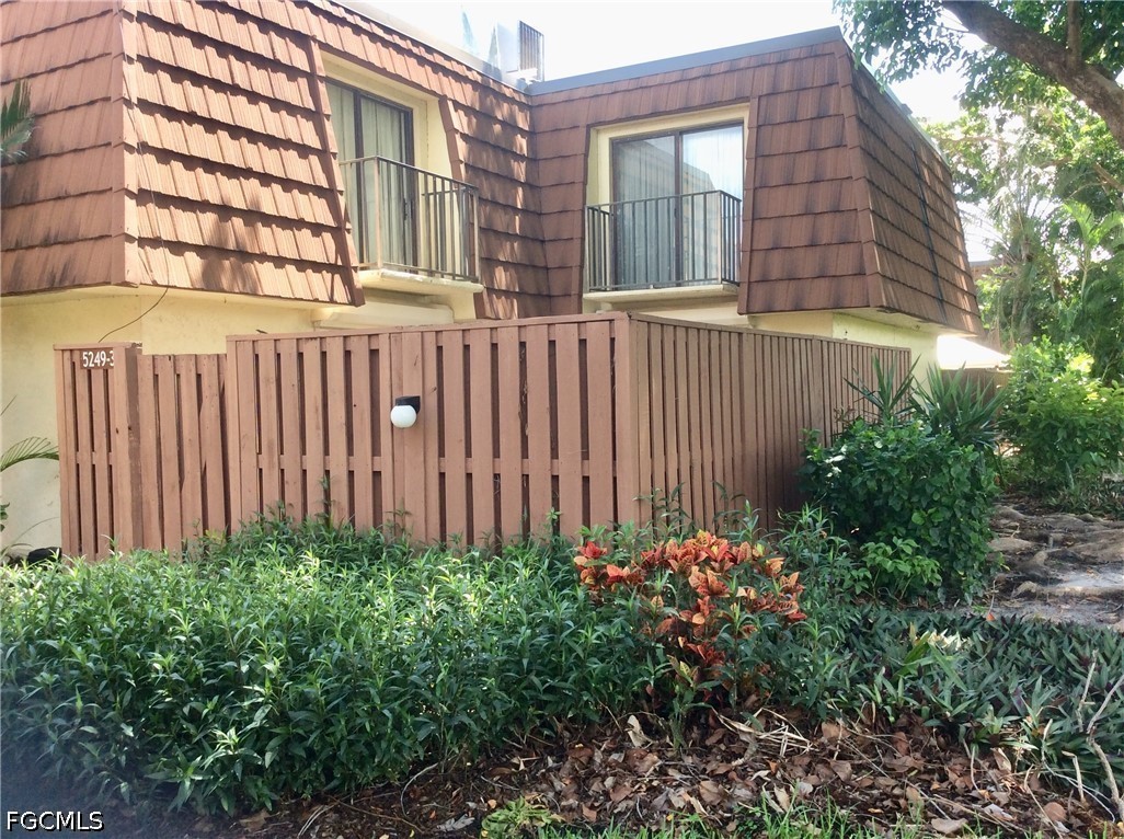 2 bed home in Fort Myers