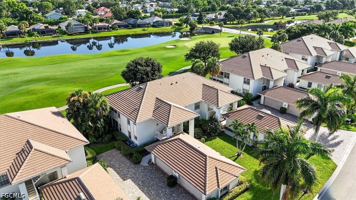 2 bed home in Estero