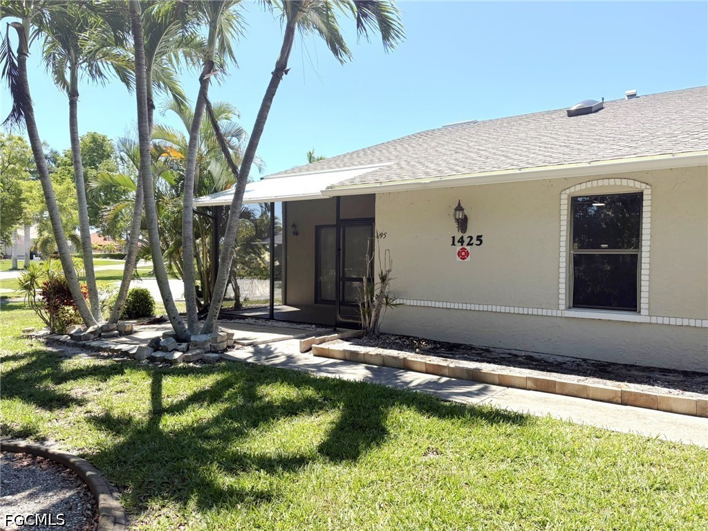 2 bed home in Cape Coral