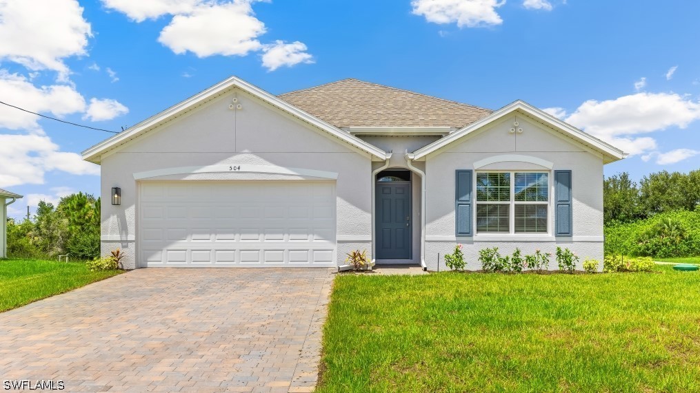 4 bed home in Labelle