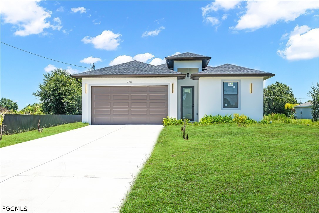 3 bed home in Lehigh Acres
