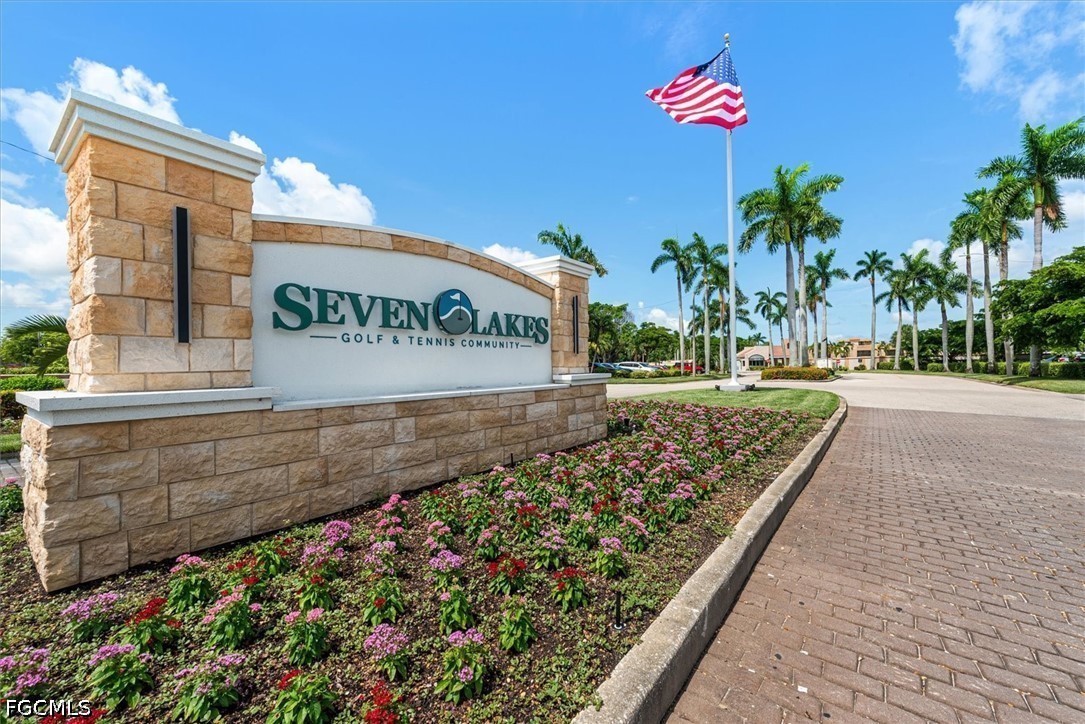 2 bed home in Fort Myers