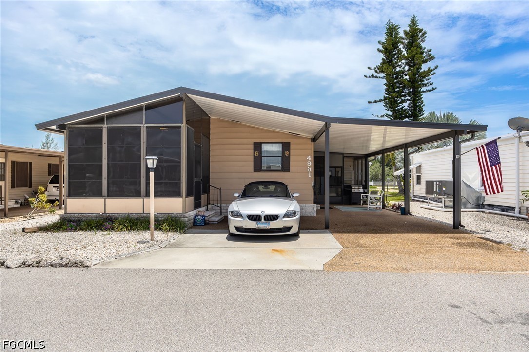2 bed home in St James City