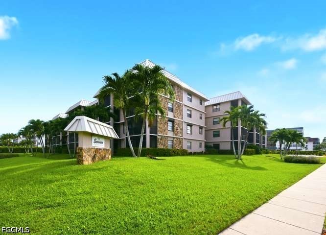 2 bed home in Marco Island