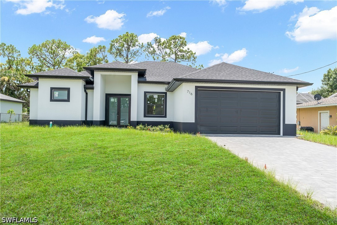 3 bed home in Lehigh Acres