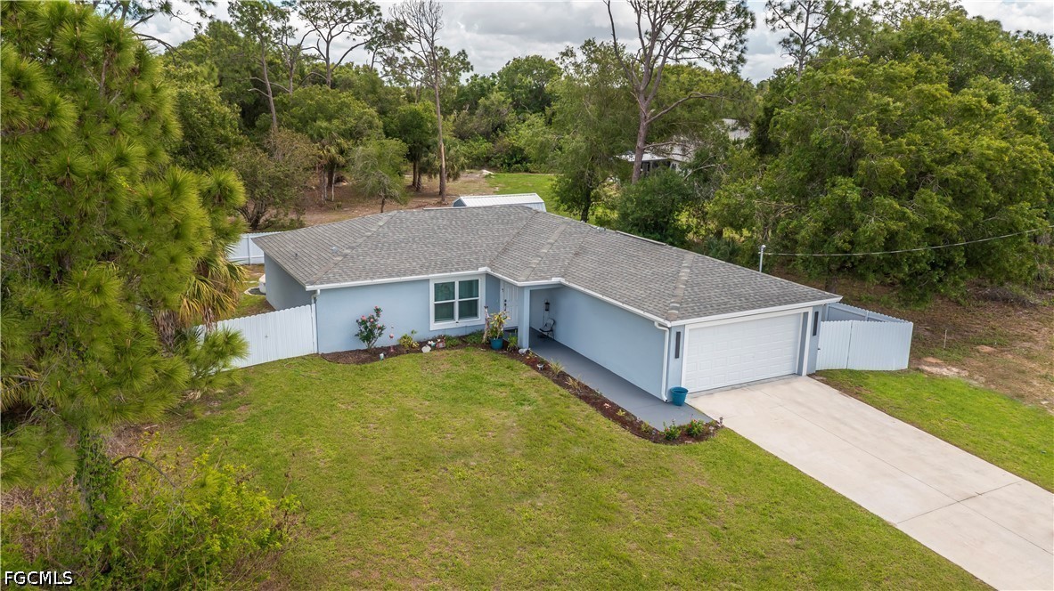 3 bed home in Labelle