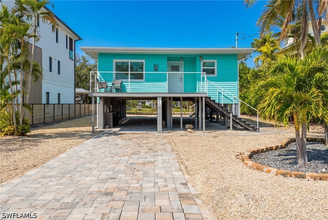 2 bed home in Fort Myers Beach