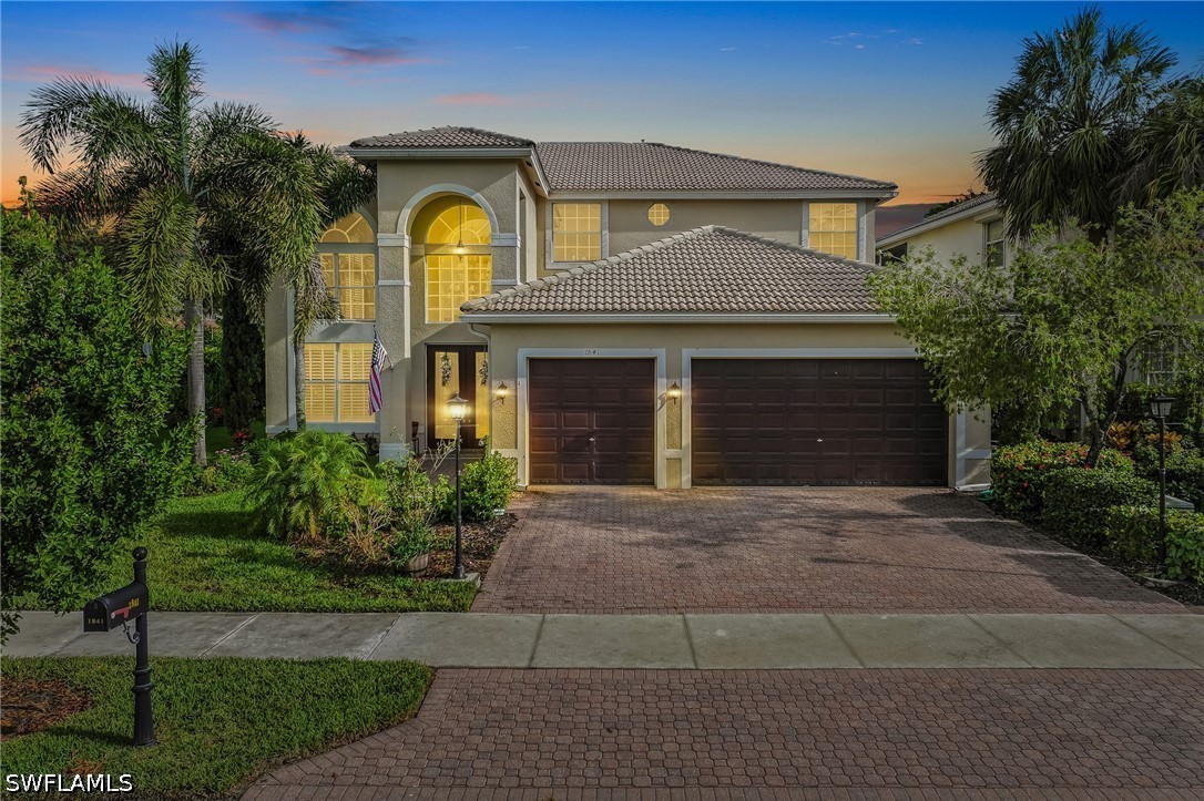 4 bed home in Naples