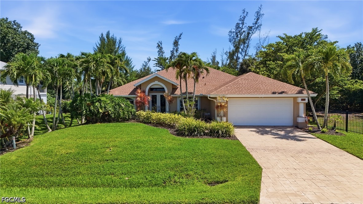 3 bed home in Bokeelia
