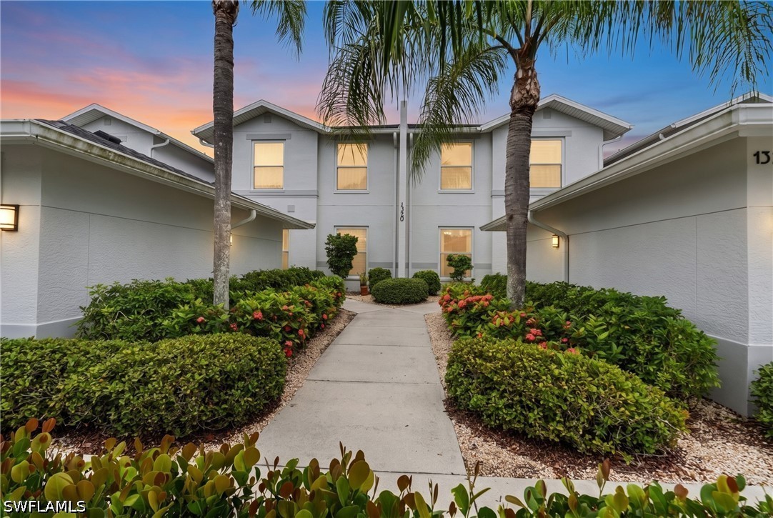 2 bed home in Naples