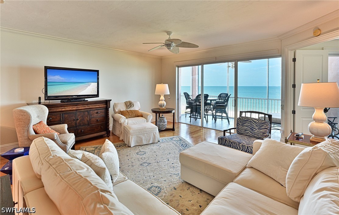 2 bed home in Bonita Springs