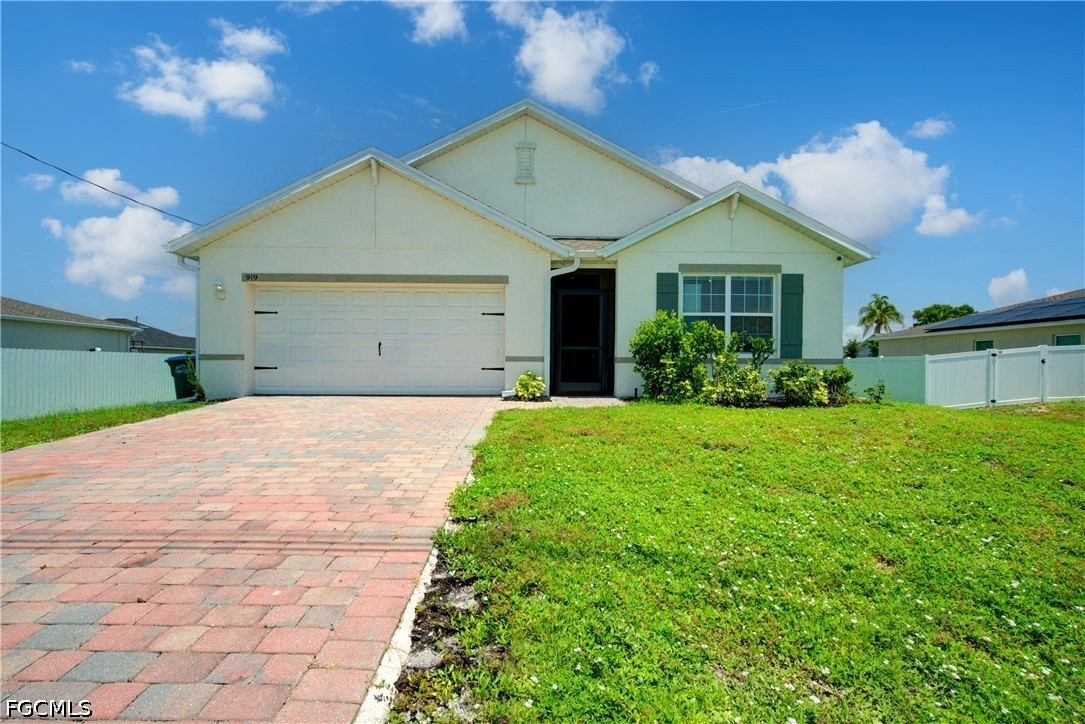 4 bed home in Cape Coral