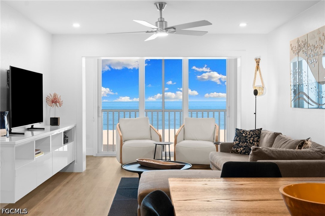 2 bed home in Bonita Springs